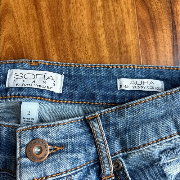 Sofia Jeans Women's Aura High Rise
Kick Bootcut Jeans - Picture 5 of 8